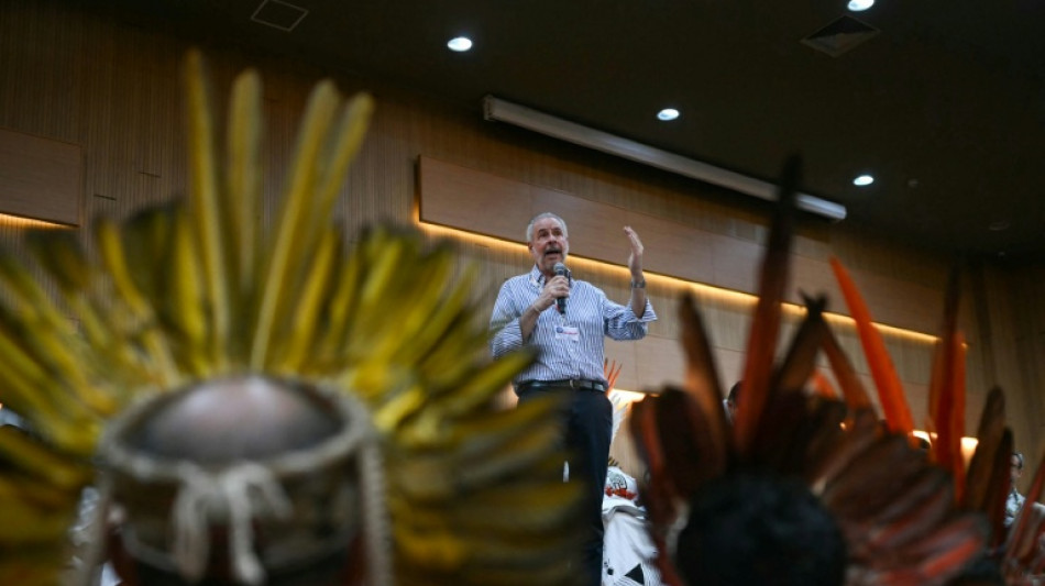 Milhares marcham em Bel&eacute;m para 'pressionar' negociadores da COP30