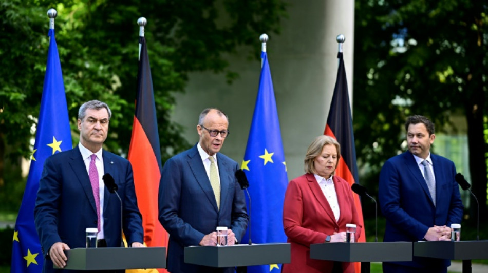 AfD vergr&ouml;&szlig;ert Abstand zur Union im "Deutschlandtrend" - CDU/CSU bei 22 Prozent