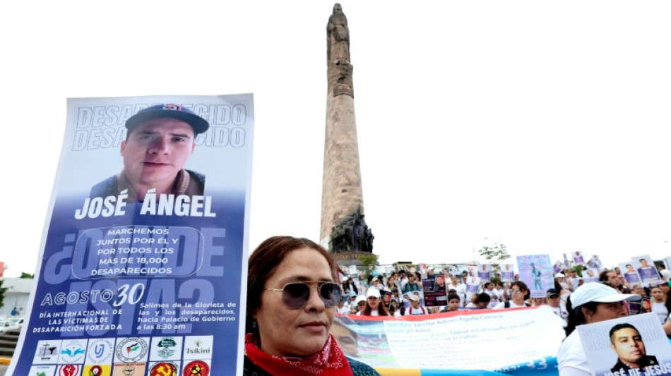 Familiares de desaparecidos en México marchan contra la indiferencia y piden justicia