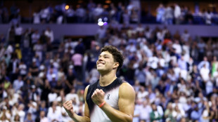 Shelton powers past Tiafoe to book US Open title clash with Zverev