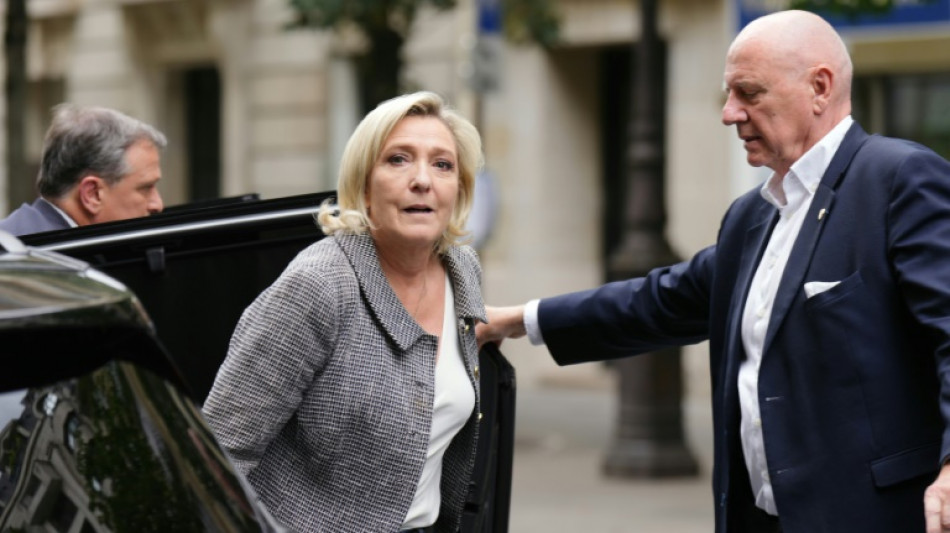 Soup&ccedil;ons de financement ill&eacute;gal: la campagne pr&eacute;sidentielle de Marine Le Pen en 2022 vis&eacute;e par une enqu&ecirc;te