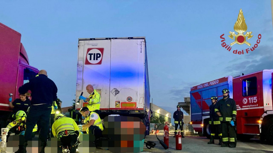 Travolto da un muletto, muore a 61 anni