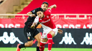 Scaloni convoca Medina para jogos da Argentina nas Eliminat&oacute;rias ap&oacute;s les&atilde;o de Lisandro Mart&iacute;nez