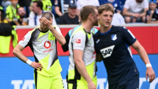 Bayern on cusp of title as Dortmund lose, Eta beaten on debut