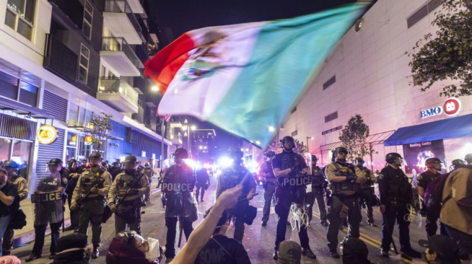 La bandera de México, manzana de la discordia en las protestas de Los Ángeles