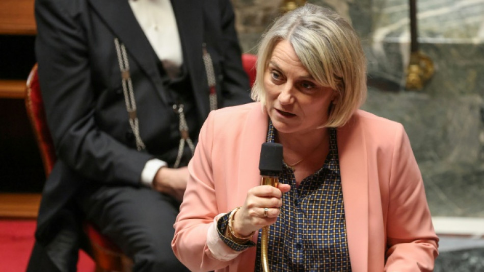 Gr&egrave;ve des m&eacute;decins: la ministre invite les syndicats samedi, jour de manifestations