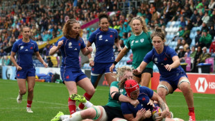 Mondial f&eacute;minin de rugby: la France en demies par un trou de souris
