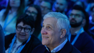 Tajani, ci pu&ograve; essere un taglio accise compensato dall'aumento dell'Iva