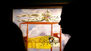 Una obra de Frida Kahlo marca un r&eacute;cord en subasta para una mujer y un artista latinoamericano