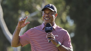 Tiger Woods si 'prende una pausa' dal golf per andare in rehab