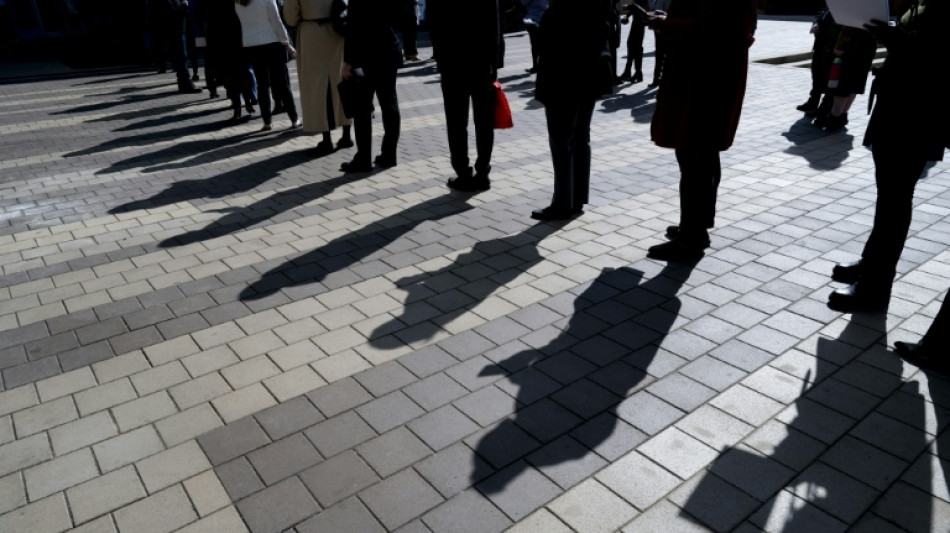 EUA perde empregos, mas Casa Branca considera que economia segue 'forte'