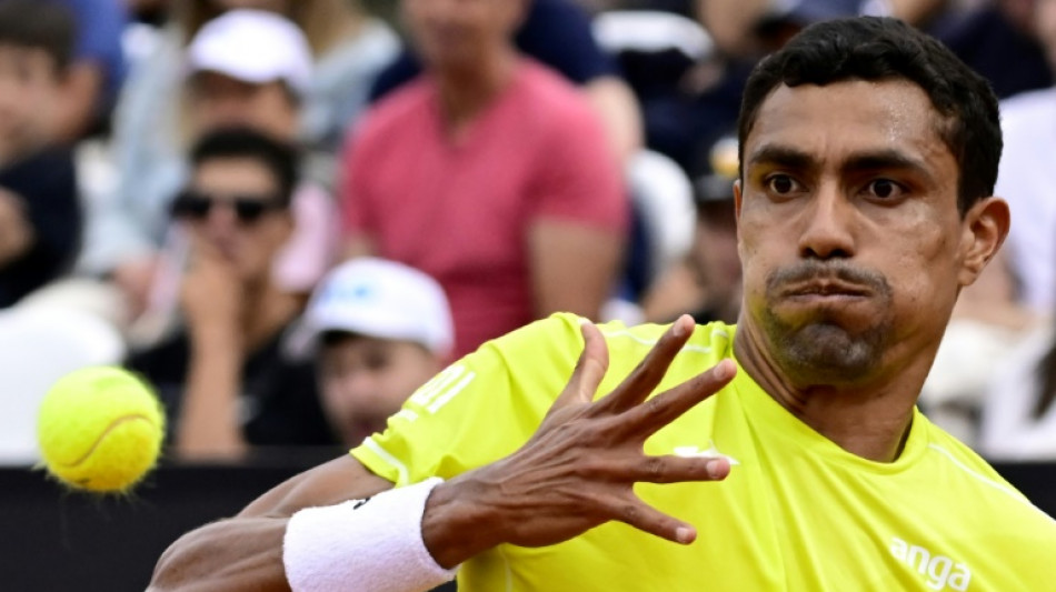 Brasil estreia com derrota para It&aacute;lia na Copa Davis; B&eacute;lgica e Espanha vencem