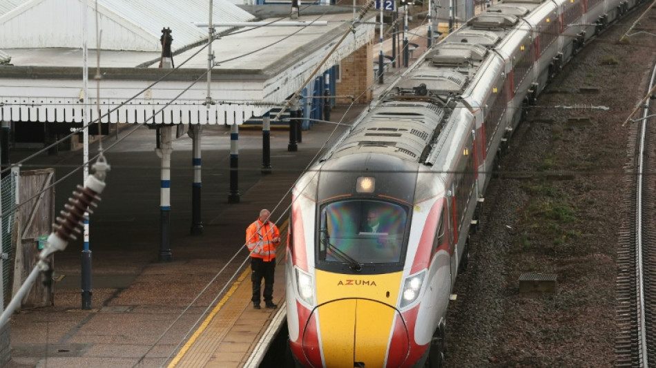 Messerangriff in Zug in England: Polizei prüft Zusammenhang mit anderen Taten