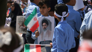 Paquist&atilde;o busca adiamento de ultimato de Trump para destruir Ir&atilde;