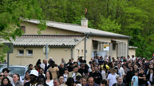 El odio "no tiene cabida en Francia", afirma Macron tras apu&ntilde;alamiento de un musulm&aacute;n