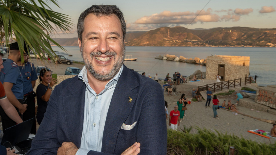 Salvini, in manovra flat tax e rottamazione delle cartelle