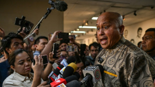 Sch&uuml;sse im philippinischen Senat: Ex-Polizeichef will sich internationalem Haftbefehl entziehen