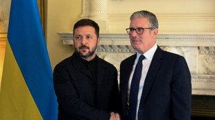 UK and Ukraine agree to deepen ties as Zelensky meets Starmer