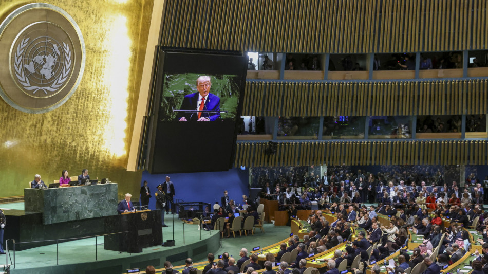 Trump attacca l'Onu sui migranti, 'l'Europa invasa'