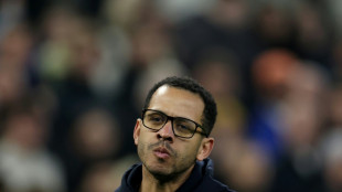 Rosenior urges Chelsea to 'forget the noise' after damaging loss