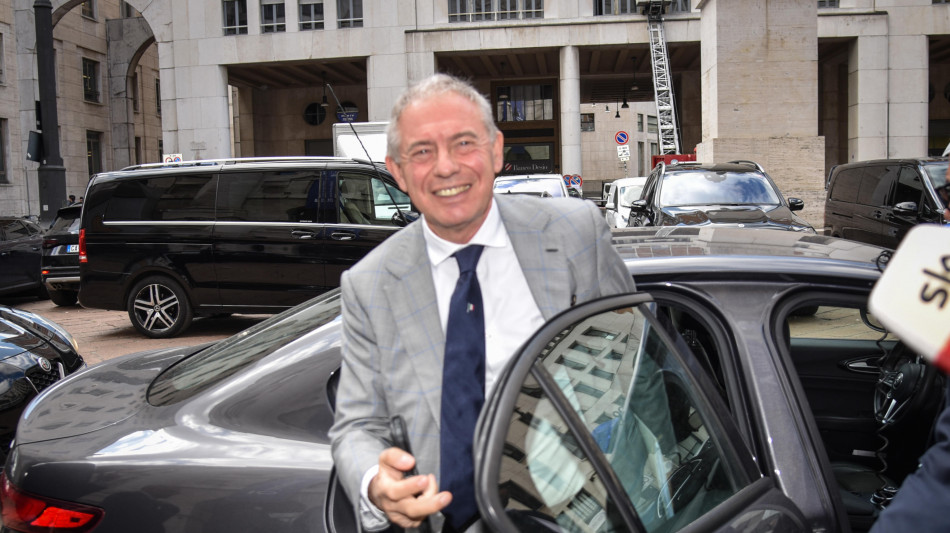 Urso, 'settore auto al collasso, da Ue serve realismo'