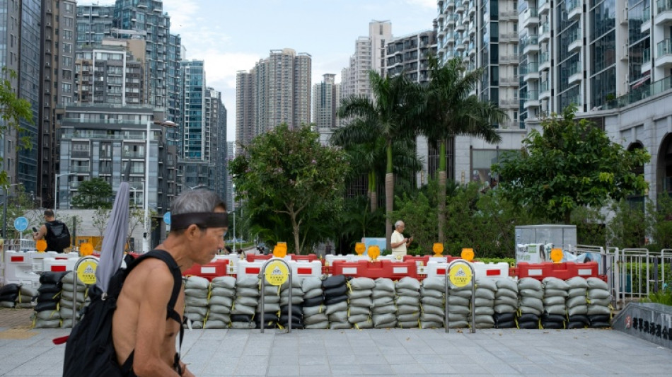 El sur de China se blinda ante la "grave amenaza" del supertif&oacute;n Ragasa