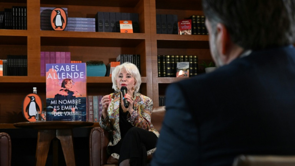 Isabel Allende compara los centros para migrantes en EEUU con "campos de concentraci&oacute;n"