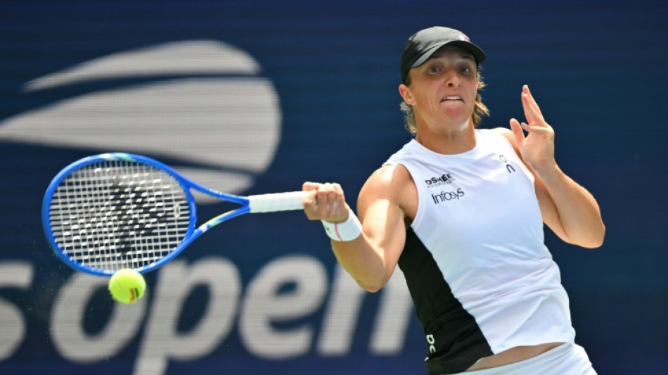 Swiatek reaches US Open quarters ahead of Gauff-Osaka blockbuster