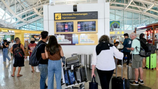 Cancelados vuelos en Indonesia por la erupci&oacute;n de un volc&aacute;n