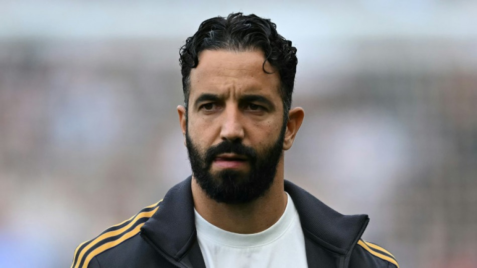 'Sometimes I want to quit' says troubled Man Utd boss Amorim