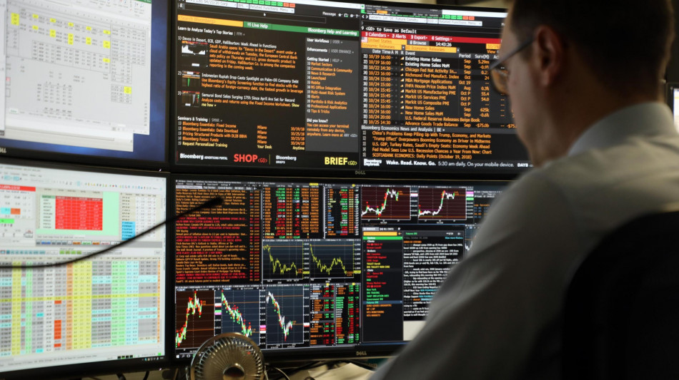 Lo spread tra Btp e Bund in avvio &egrave; poco mosso a 94,4 punti