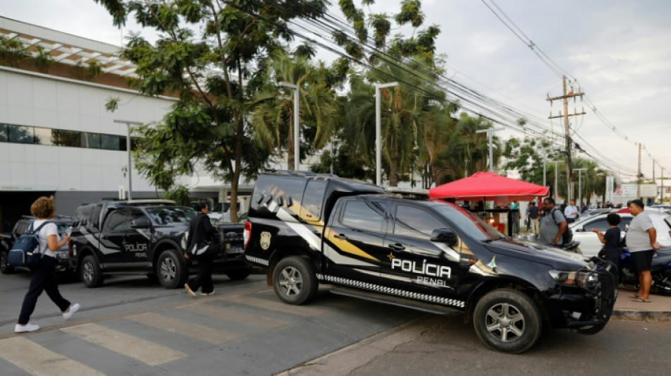 Jair Bolsonaro é levado a hospital em Brasília após "sentir-se mal"