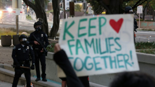 EEUU considerará las opiniones "antiestadounidenses" de los solicitantes de beneficios migratorios