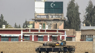 Paquist&atilde;o declara 'guerra aberta' a autoridades talib&atilde;s do Afeganist&atilde;o e ataca Cabul