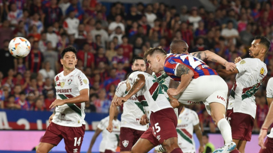 Fluminense empata na visita ao Cerro Porte&ntilde;o e lidera Grupo A da Libertadores