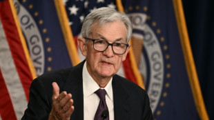 Stocks rise on peace hopes, oil flat