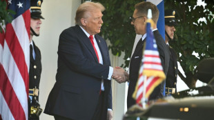 Trump dice que aumentará la presión para poner fin a la guerra en Ucrania