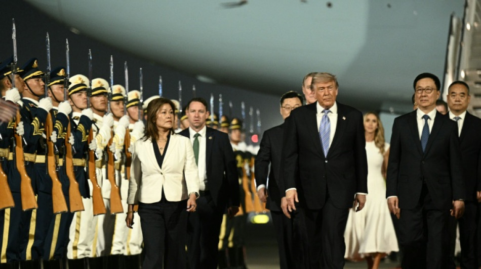 Trump zu Besuch in Peking eingetroffen - Gespr&auml;ch mit Xi am Donnerstag geplant