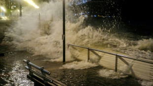 Hong Kong decreta alerta m&aacute;xima por el supertif&oacute;n Ragasa