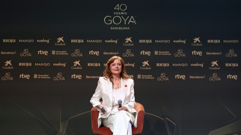 Entre monjas y m&uacute;sica tecno, el cine espa&ntilde;ol entrega sus premios Goya en Barcelona