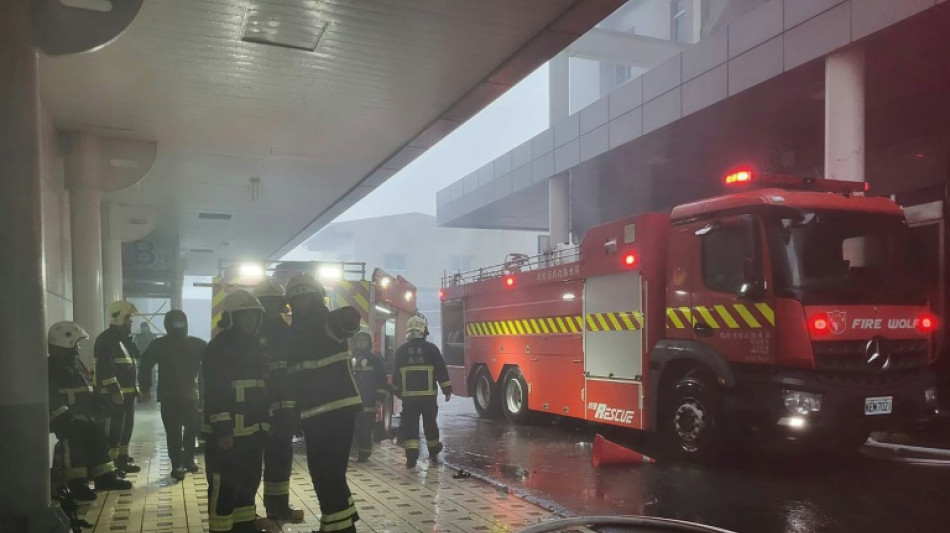 Nueve muertos en Taiw&aacute;n en un incendio en un hospital