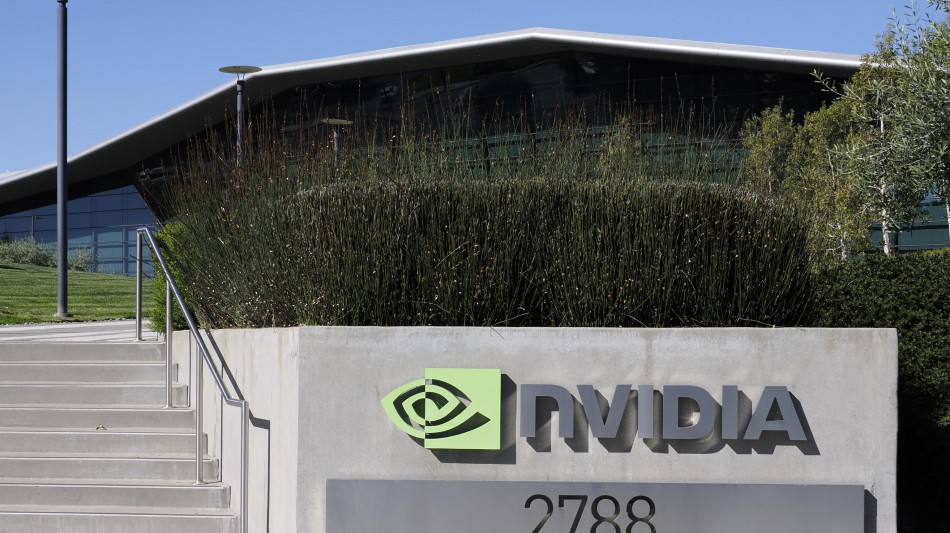 Usa consentono a Microsoft l'invio di chip Nvidia negli Emirati
