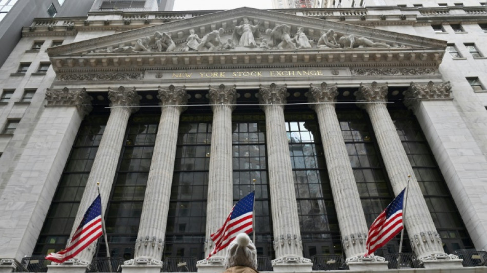 Wall Street ouvre en baisse face &agrave; la surench&egrave;re des sanctions contre la Russie
