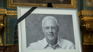 Beckenbauer &eacute; sepultado em cerim&ocirc;nia privada em Munique