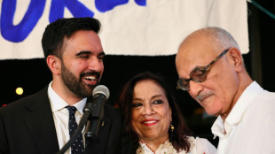 Un joven socialista vence a un exgobernador en las primarias demócratas a la alcaldía de Nueva York