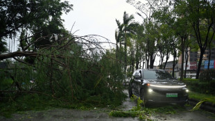 El supertif&oacute;n Ragasa toca tierra en China continental tras causar 14 muertos en Taiw&aacute;n