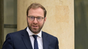 Budget: le ministre de l'&Eacute;conomie veut "att&eacute;nuer" la hausse pr&eacute;vue de cotisations sur les bas salaires