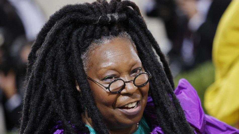 Fcc Usa, nel mirino c'è anche Whoopi Goldberg