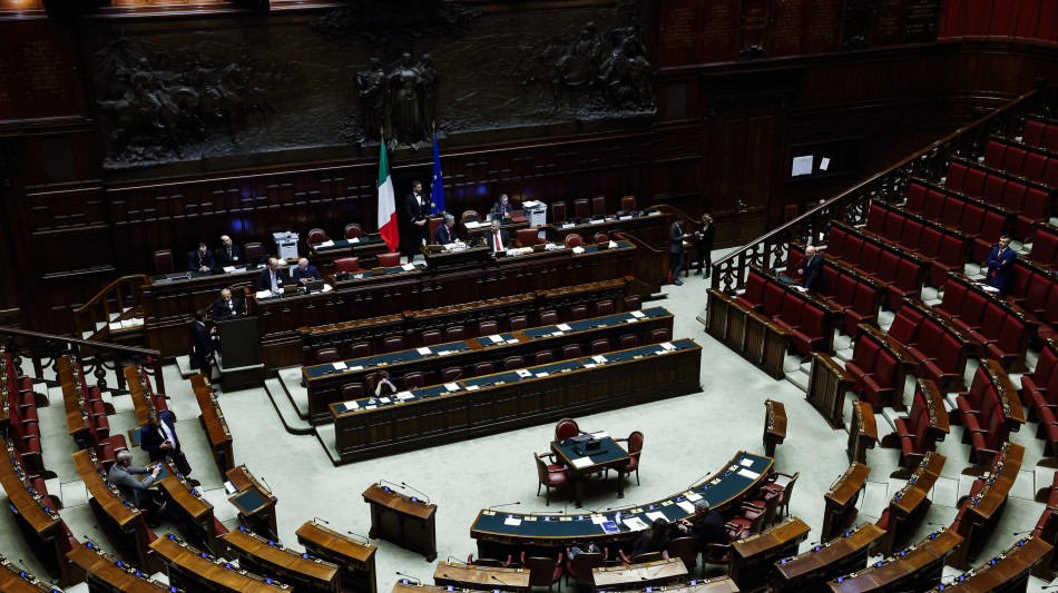 La Camera approva la fiducia sul decreto bollette con 203 s&igrave;