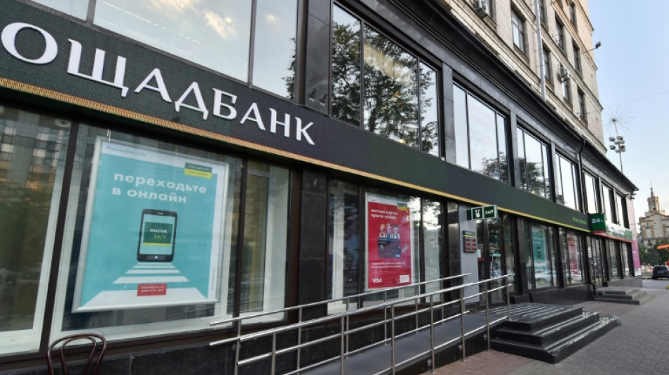 Ukraine accuses Hungary of taking 'hostage' bank staff carrying $40 mn